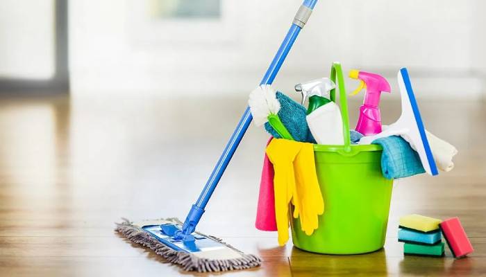 چرا باید نظافتچی استخدام کنیم؟