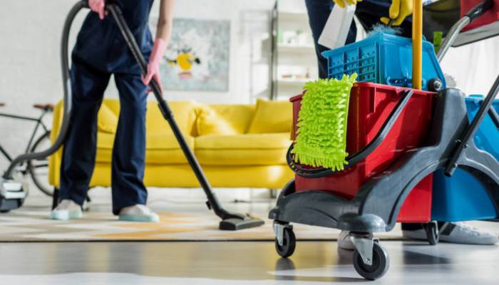 چرا باید نظافتچی استخدام کنیم؟