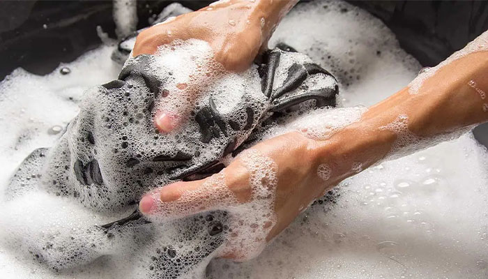 تفاوت شستن لباس در خانه و خشکشویی