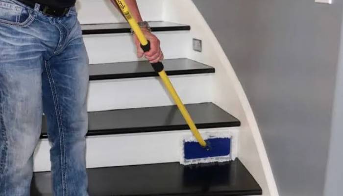 آموزش نظافت راه پله های داخلی و خارجی